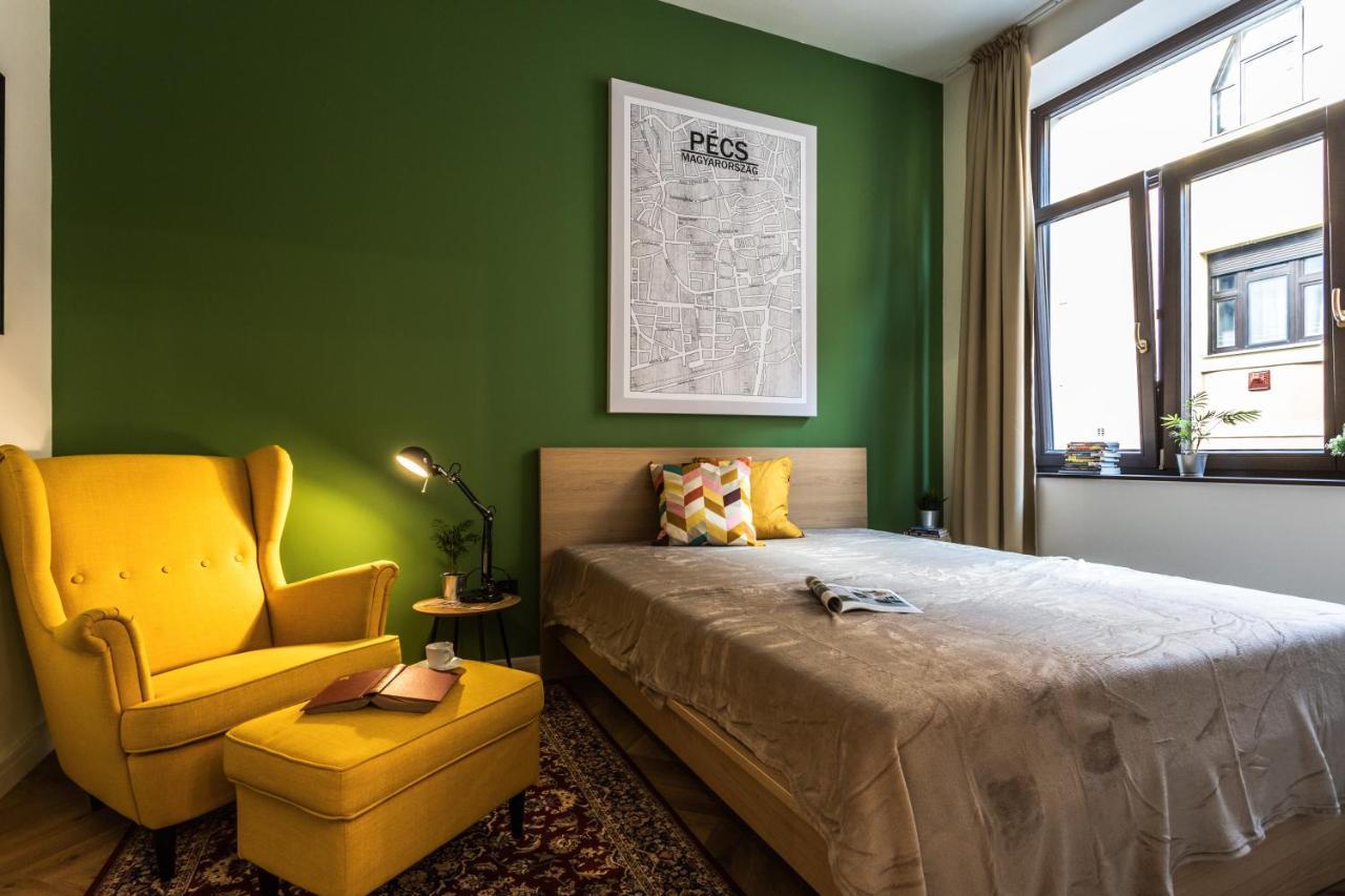 M15 Apartment Печ Экстерьер фото