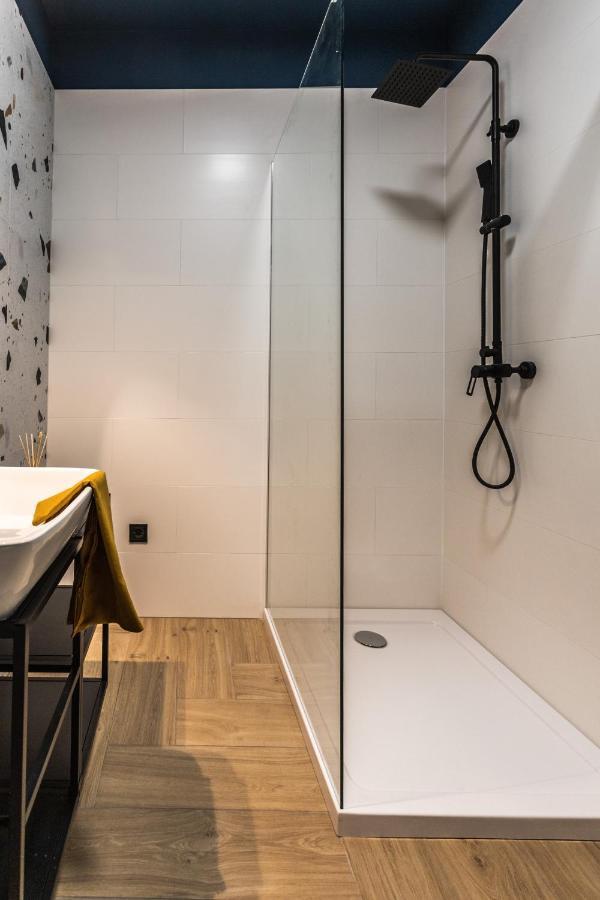 M15 Apartment Печ Экстерьер фото